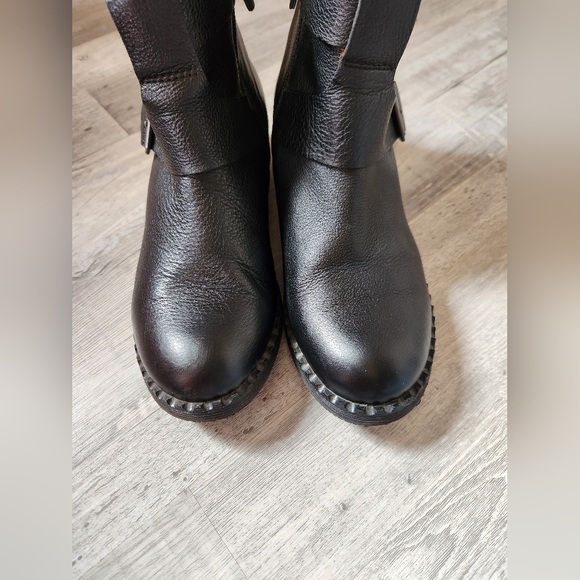 Gentle Souls By Kenneth Cole Best Of Moto Leather Ankle Black Booties Size 6.5 - Picture 4 of 9